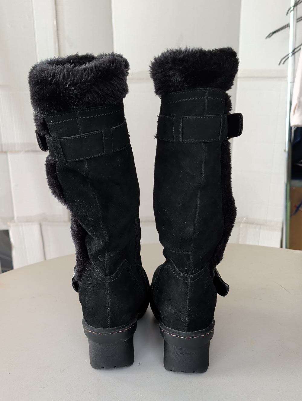 Bear Traps Women's Black Faux Suede Knee High Heeled Boots Faux Fur Lining SZ 9M